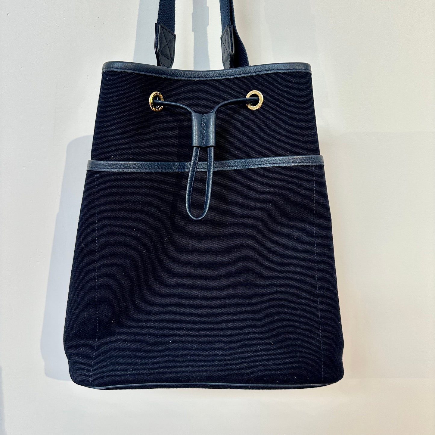 L/UNIFORM Canvas Bucket Bag