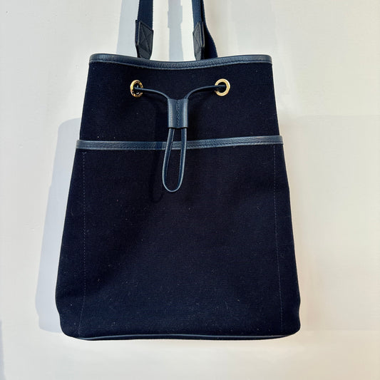 L/UNIFORM Canvas Bucket Bag