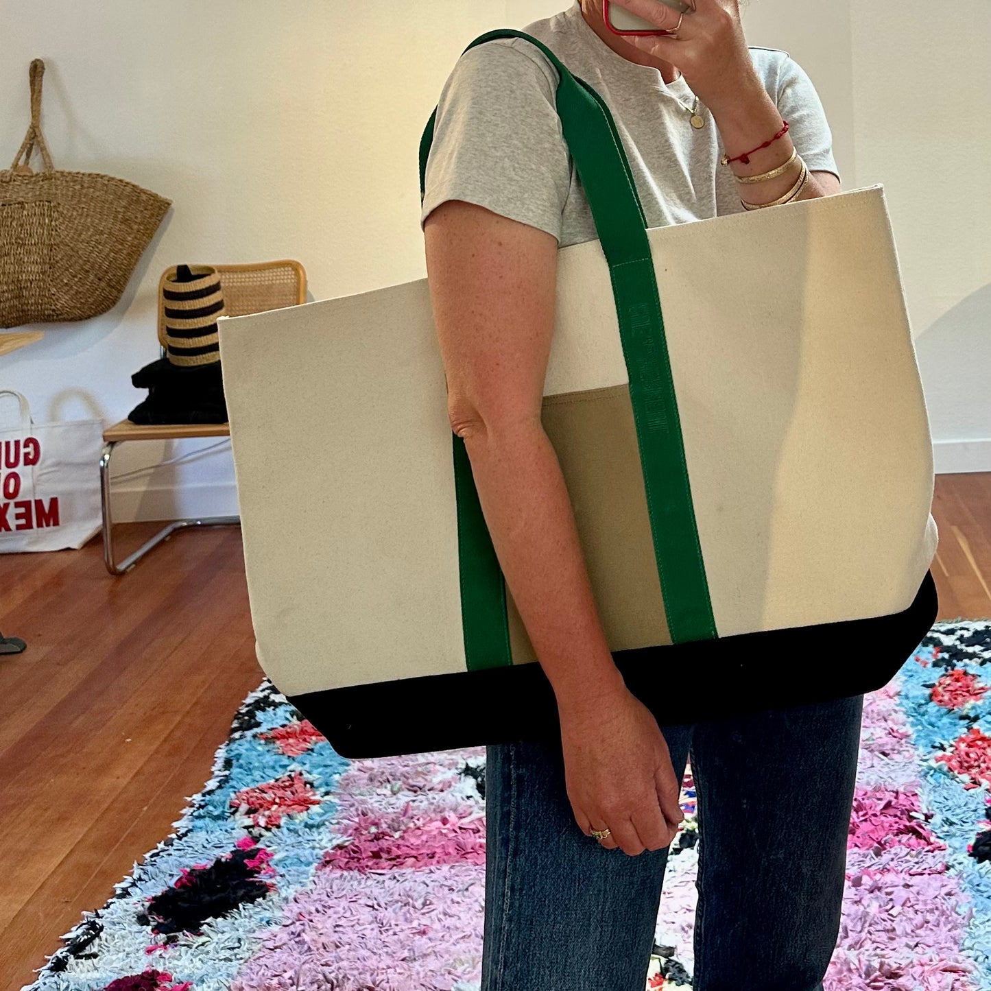 Rue de Verneuil XL Canvas Tote