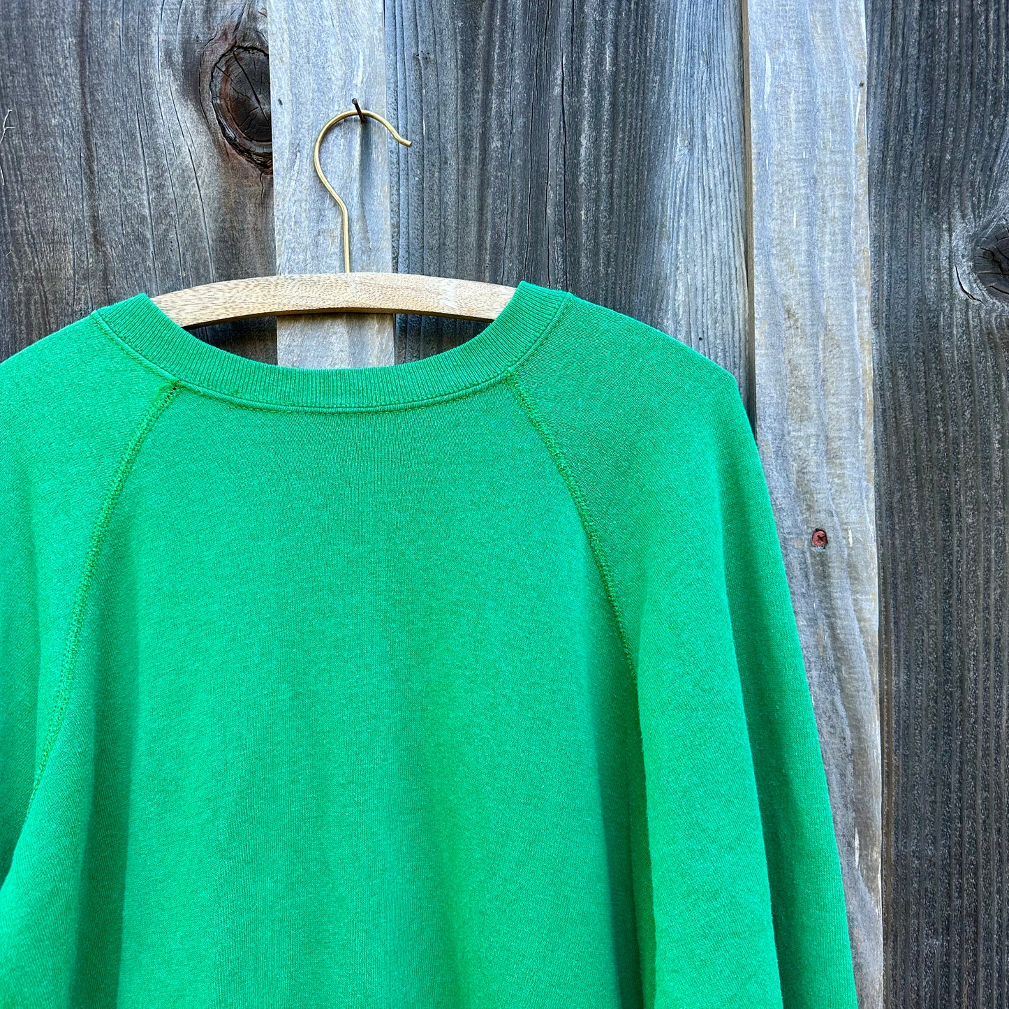 Kelly Green Raglan